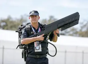 QLD Police DG MKII - Comm Games - AAP Image