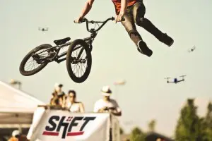 "Smart Action Shooting with SHIFT RED"