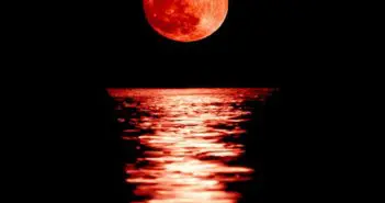 Aussie Sky gazers to Witness Blood Moon