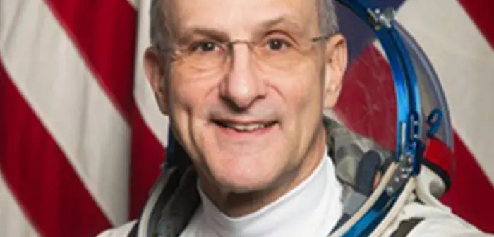 NASA Astronaut’s Science Lesson in Space