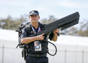 QLD Police DG MKII - Comm Games - AAP Image
