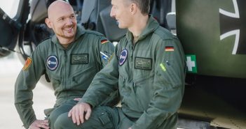 ESA astronauts complete helicopter training